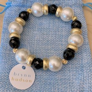 Brynn Hudson bracelet bangle with black, gold, and pearl accents one size NWT